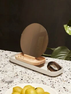 Fritz Hansen KN Slide Tischspiegel, Esche – Grauer Beton 10 Fritz Hansen KN Slide Tischspiegel, Esche – Grauer Beton -Wohnaccessoires Angebote 17951 Slide