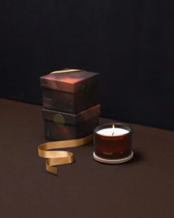 Skandinavisk Duftkerze Mit Deckel, TAKKA, 90 G -Wohnaccessoires Angebote 20122 100 STYLING TAKKA SCENT CANDLE 90G