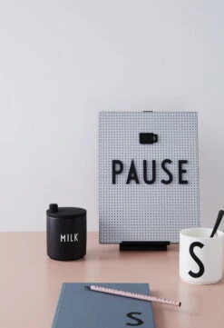 Design Letters Essenssymbole Für Message Board, Schwarz -Wohnaccessoires Angebote 20203010BLACK lifestyle 2