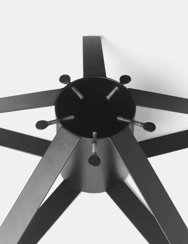 Ferm LIVING Weihnachtsbaumständer, Schwarz 4 Ferm LIVING Weihnachtsbaumständer, Schwarz – Bild 2