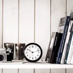 Tischuhr AJ Station Mit Wecker, Schwarz -Wohnaccessoires Angebote 2AJStation iso HV