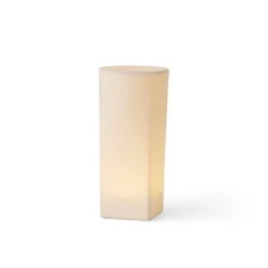 Menu Ignus Kerze, Flammenlos, 20 Cm -Wohnaccessoires Angebote 4431639 Ignus Flameless Candle H 20 angle on