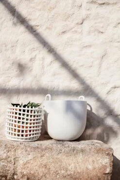 Ferm LIVING Ceramic Korb, Groß, Gebrochen Weiß -Wohnaccessoires Angebote 48 1490