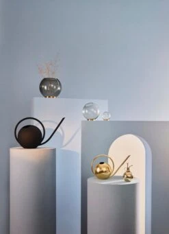 AYTM Globe Blumensprüher, Goldfarben -Wohnaccessoires Angebote AYTM D3 15 099 1