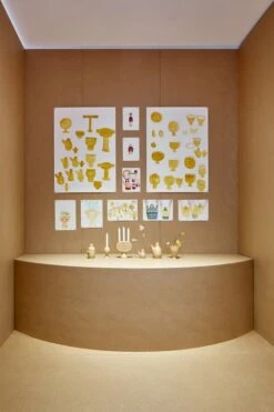 Artek Münzsammler Pauper -Wohnaccessoires Angebote Artek Milan exhibition photo Daniele Ansidei 4