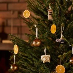 Ferm LIVING Gesticktes Copenhagen Ornament, Der Runde Turm -Wohnaccessoires Angebote FDS Joulu2391 1200x1200 final 2