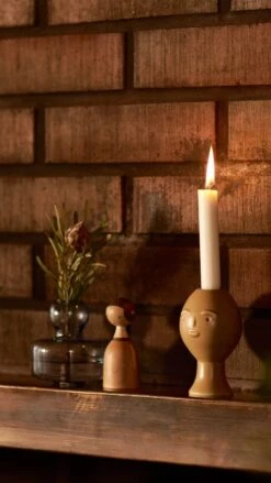 Kin Girl Figur -Wohnaccessoires Angebote FDS Joulu2395 1080x1920 final