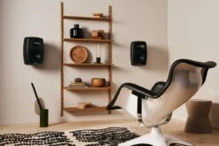 Vitra Cork Schale, Klein 12 Vitra Cork Schale, Klein -Wohnaccessoires Angebote Genelec 0389 final lores sRGB