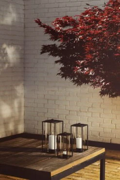 By Lassen Light'In Laterne, Klein, Schwarz -Wohnaccessoires Angebote Heg Mller 200623 byLassen AW2010450 copy 1