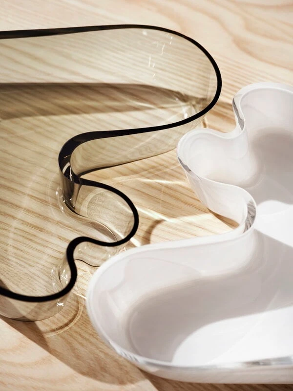 Iittala Aalto Schale, 262 x 50 mm, Rauchgrau 4 Iittala Aalto Schale, 262 x 50 mm, Rauchgrau – Bild 2