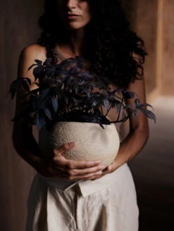 Menu Plantas Blumentopf, 17 cm, Elfenbeinfarben -Wohnaccessoires Angebote MENU LS Plantas Planter 2