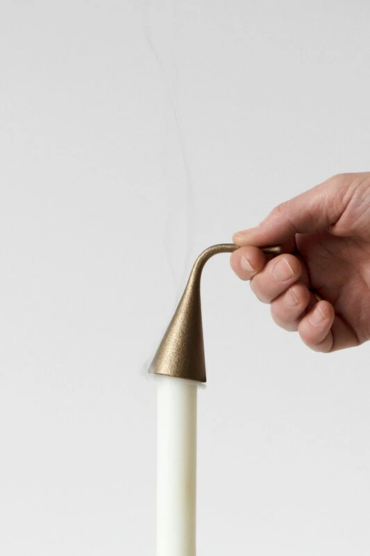 Sammu Kerzenlöscher, Messing 4 Sammu Kerzenlöscher, Messing – Bild 2