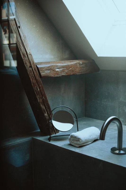 Menu Nimbus Tischspiegel, Bronziertes Messing 4 Menu Nimbus Tischspiegel, Bronziertes Messing – Bild 2