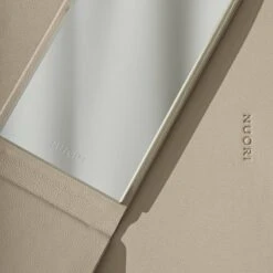 Hideaway Spiegel, Neutral -Wohnaccessoires Angebote NUORI Accessories HideawayMirror Neutral square 1080x1080 57ed7363 cc38 48cb 97d7 04c784529598