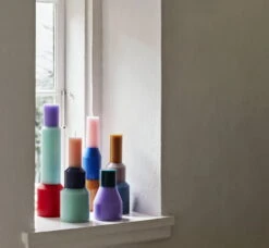 Hay Pillar Kerze, S, Lavendelblau 13 Hay Pillar Kerze, S, Lavendelblau -Wohnaccessoires Angebote Pillar Candle family 02