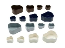 Artek Übertopf Riihitie B, Klein, Blau Glänzend 12 Artek Übertopf Riihitie B, Klein, Blau Glänzend -Wohnaccessoires Angebote RIIHITIEPlantPot Group F 2 6