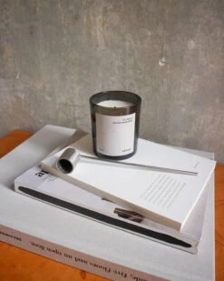 Frama Kerzenlöscher, Rostfreier Stahl -Wohnaccessoires Angebote Snuffer Context Image 3