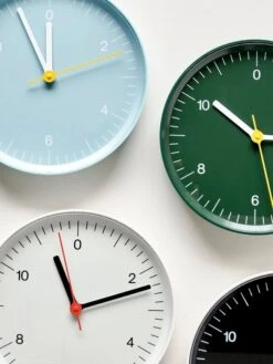 Hay Wall Clock Wanduhr, Schwarz -Wohnaccessoires Angebote Wall Clock Family 02