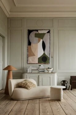 Ferm LIVING Fountain Tafelaufsatz, Cremeweiß -Wohnaccessoires Angebote fermLIVING AW21 MineralSculpturalTable EntireTapestryBlanket image 2